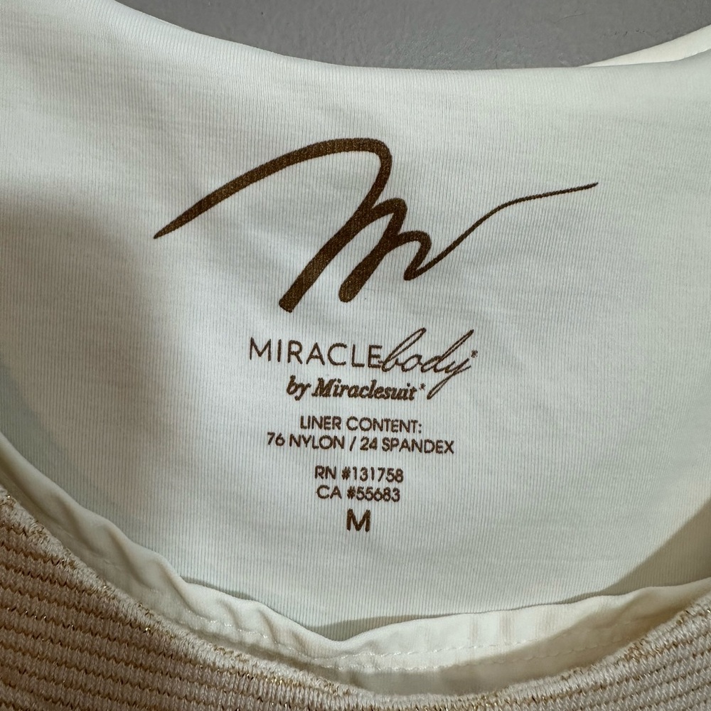 Miracle body by Miraclesuit Gold Stripe Tank Top Size M - Picture 2 of 8